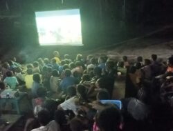 Hibur Warga Kampung ATAPO| Satgas TMMD-114 Kodim 1710/MIMIKA Giat Nonton Bersama Warga.