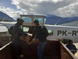 Antisipasi Gangguan Kamtibmas Polisi| Lakukan Pengawalan Dana Desa Di Kabupaten Puncak,Papua.