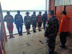 TIM SAR Gabungan| Satu Korban Perahu Terbalik Di Muara Ayit Ditemukan Sudah Tak Bernyawa.