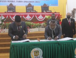 DPRD MIMIKA SAHKAN PERDA APBD-PERUBAHAN TAHUN ANGGARAN 2022