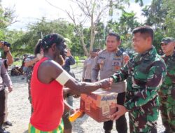 PERKOKOH KEMANUNGGALAN, DANDIM 1710/MIMIKA BERSAMA KAPOLRES GELAR KOMSOS BERSAMA TOKOH DAN MASYARAKAT DI WILAYAH TERITORIAL