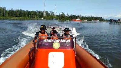 Tim SAR|Gabungan Kembali Lanjutkan Pencarian Dua Long Boat Hilang Kontak di Perairan Sumapro-Timka.