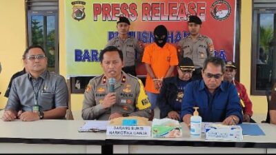 Polisi Tangkap Pelaku Peredaran Ganja Sekaligus Musnahkan Ganja 231,9 Gram