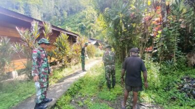 Satgas Yonif R 631/Atg Laksanakan Karya Bhakti Bersama Masyarakat