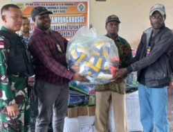 Ukir Prestasi, Satgas Yonif R 631/Atg dan PTFI, Bantu Alat Olahraga