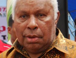 Tokoh Pejuang Kemanusiaan Tom Beanal,Meninggal Dunia.