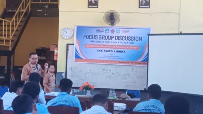 SMKN1 Mimika Datangkan Guru Tamu Dari Politeknik Negeri Ujung Pandang.