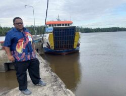 Anggota DPR Papua Jhon Gobai: Menilai Pelayanan Kapal Perintis Di Papua Tengah Sangat Minim.
