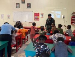 Peduli Terhadap Pendidikan Anak,Prajurit Yonif/116 Garda Samudra Jadi Tenaga Pendidik
