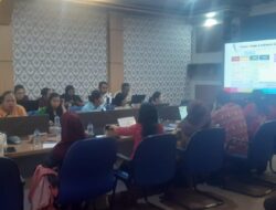 Pemkab Mimika memberikan pelatihan penyusunan dokumen Renstra 2025-2029