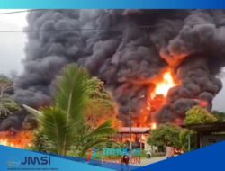 Bangunan Di Kawasan Mile 32 Terbakar,Kapolsek Kuala “Proses Pemadaman Sementara Dilakukan”