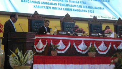 Paripurna II Massa Sidang III Pandangan Umum Fraksi (R-APBD)Mimika Tahun 2025