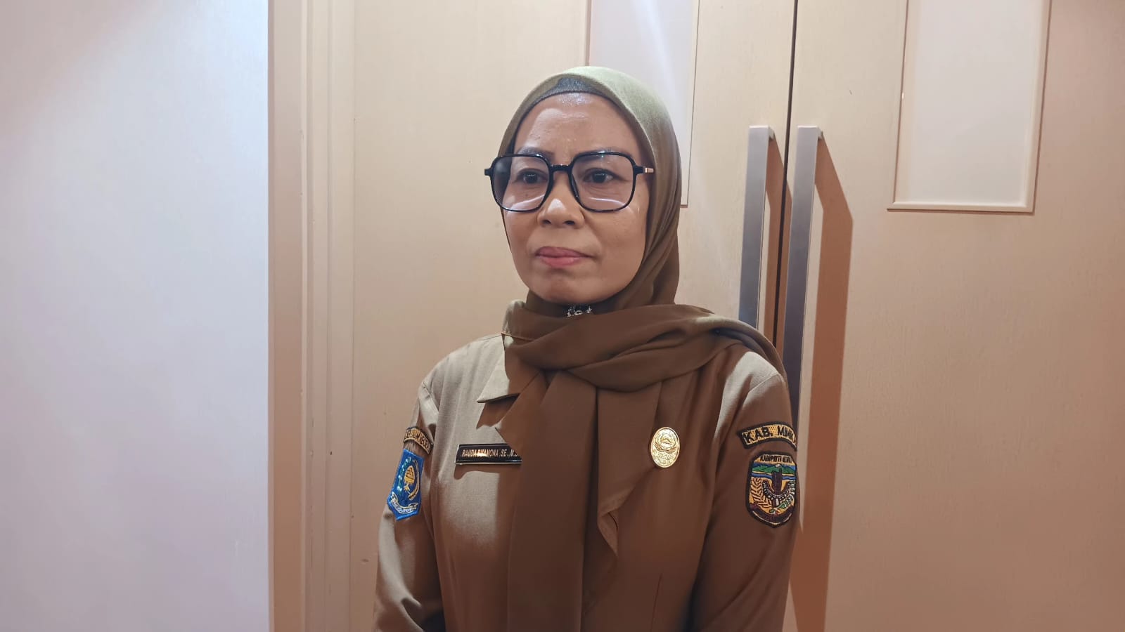 Rauda Buamona, SE.,M.Si Kepala Bidang Akusisi Pengelolaan Arsip Daerah 