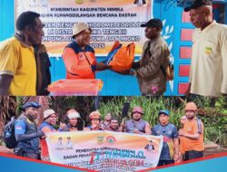 BPBD Mimika Kunjungi Kampung Mioko Serahkan Bantuan Bencana Hidrometeorologi
