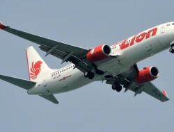Penjelasan Operasional Penerbangan Lion Air JT-985: Pengalihan Pendaratan karena Cuaca