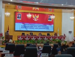 Rapat Paripurna III Masa Sidang III DPRK Mimika Tentang Jawaban Pemerintah Atas Pandangan Fraksi-Fraksi