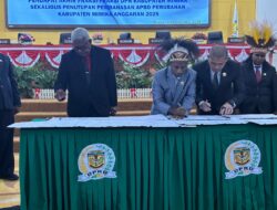 Rapat Paripurna IV Masa Sidang III DPRK Mimika, 8 Fraksi Menyetujui Perda APBD-P 2025