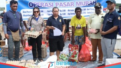 Kampung Pesisir Di Mimika Menjadi Target Operasi Pasar Murah, “Harga Daging Ayam Rp 2000 Perkilo”