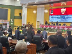 Rapat Paripurna II Masa Sidang III dengan agenda Pandangan Umum Fraksi-Fraksi DPRK Mimika Tentang RAPBD 2026