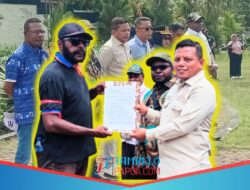 Tuntut Realisasi Putusan MA, Ratusan Buruh Moker Freeport Geruduk Kantor DPRD Mimika