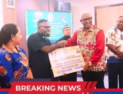 Pemkab Mimika Serahkan Insentif bagi 1.000 Pemuka Agama dan Hamba Tuhan